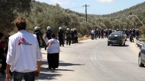 Grosses Polizeiaufgebot auf Lesbos/Moria