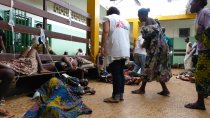 La vague de violences qui frappe Bangui depuis le 5 décembre touche également les structures de santé de la capitale centrafricaine.