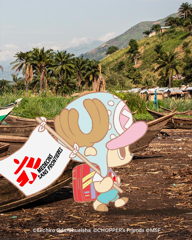 Chopper cammina in un villaggio